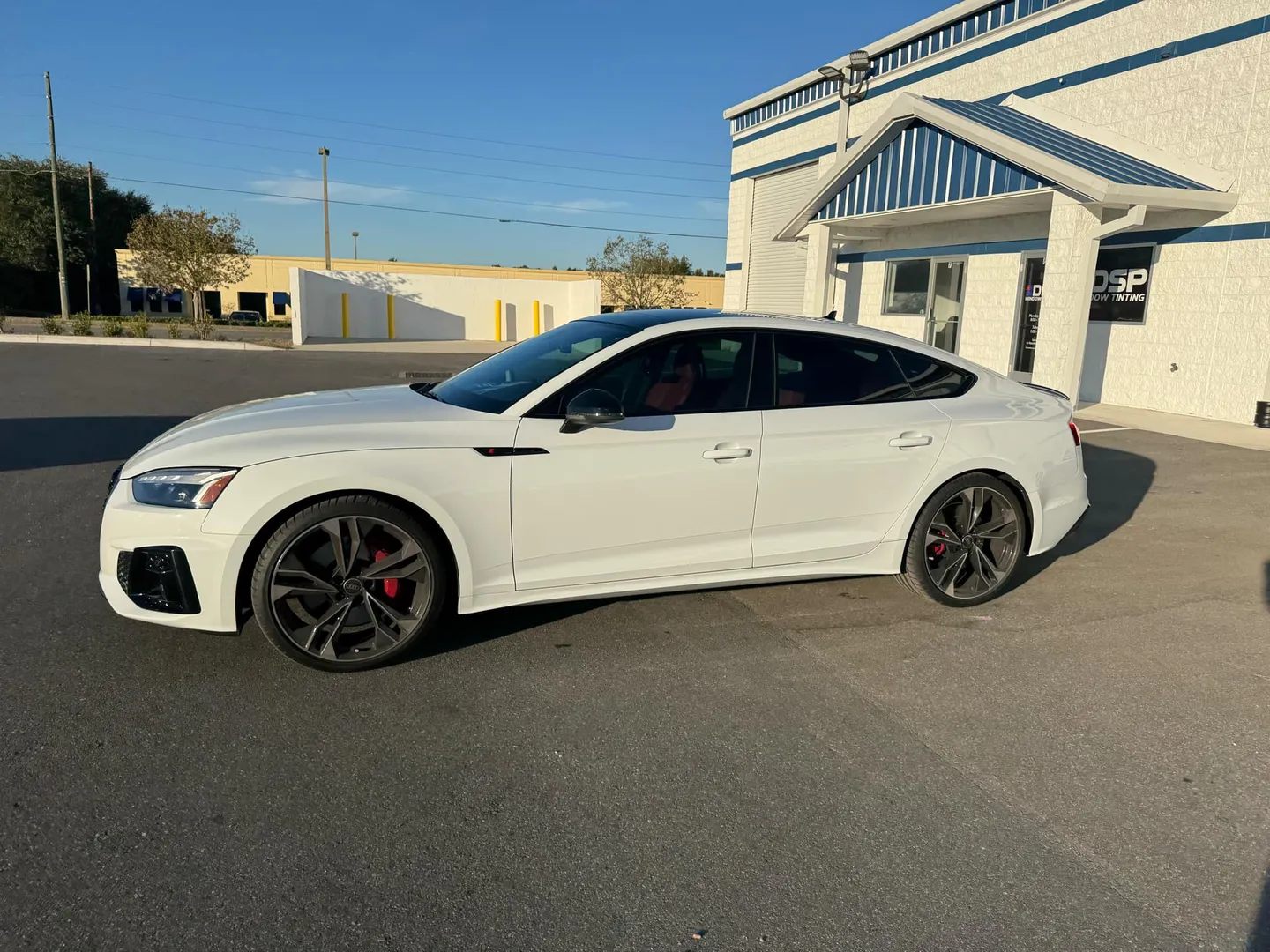 Autobahn Ceramic i3 by DSP Window Tinting in Leesburg, FL